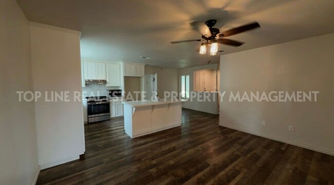 Building Photo - Coming Soon!  Home For Rent with pool. Tenant occupied. Please do not disturb tenants.