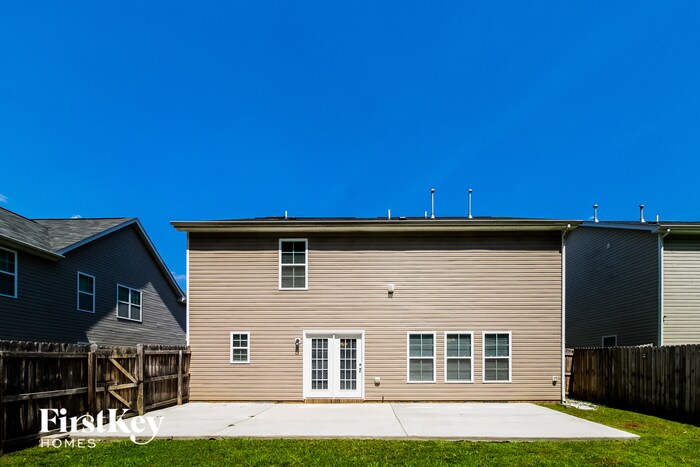 Building Photo - 5903 Landerwood Dr