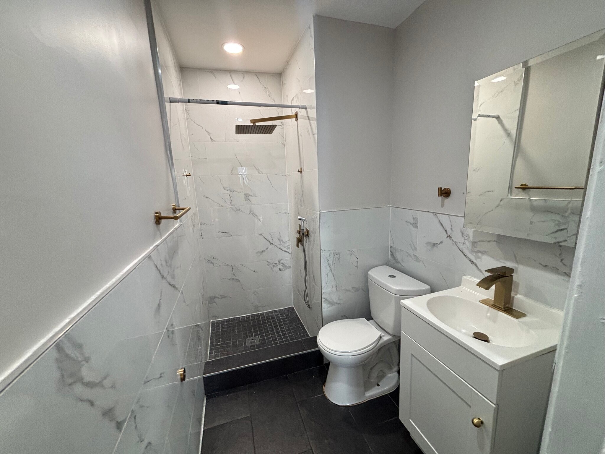 Building Photo - 6000 Monroe Pl