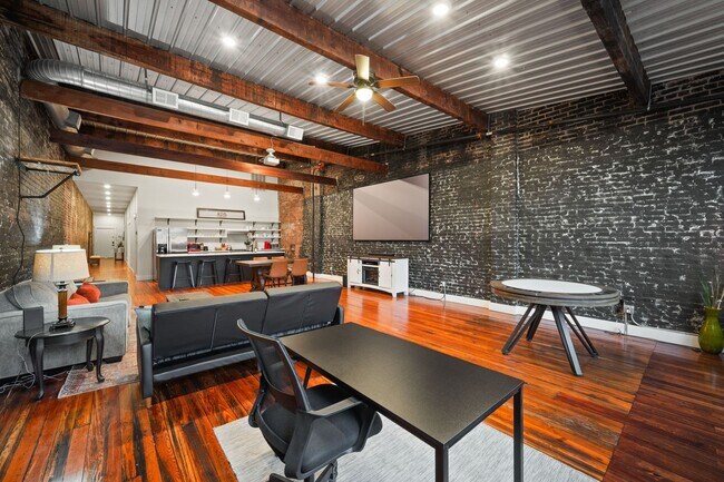 Building Photo - 124 Strawberry Alley