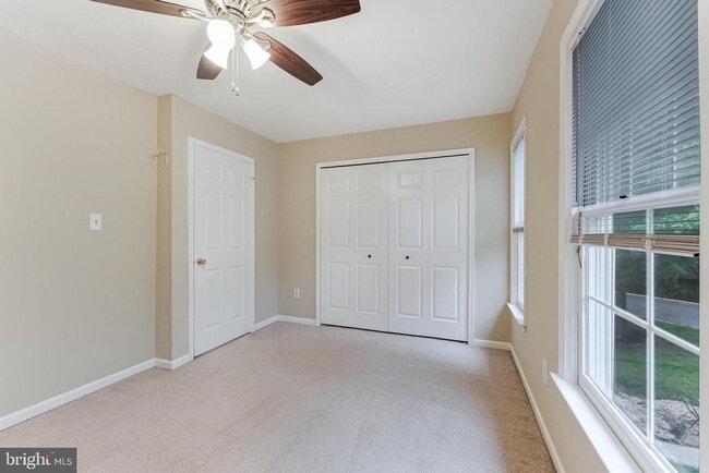 Building Photo - 8475 Canyon Oak Dr