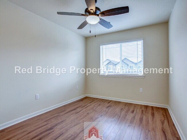 Building Photo - 14286 Russ Wilcox Way