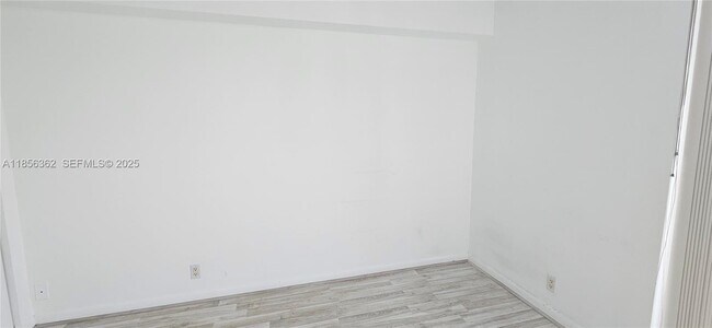 Building Photo - 3300 NE 191st St