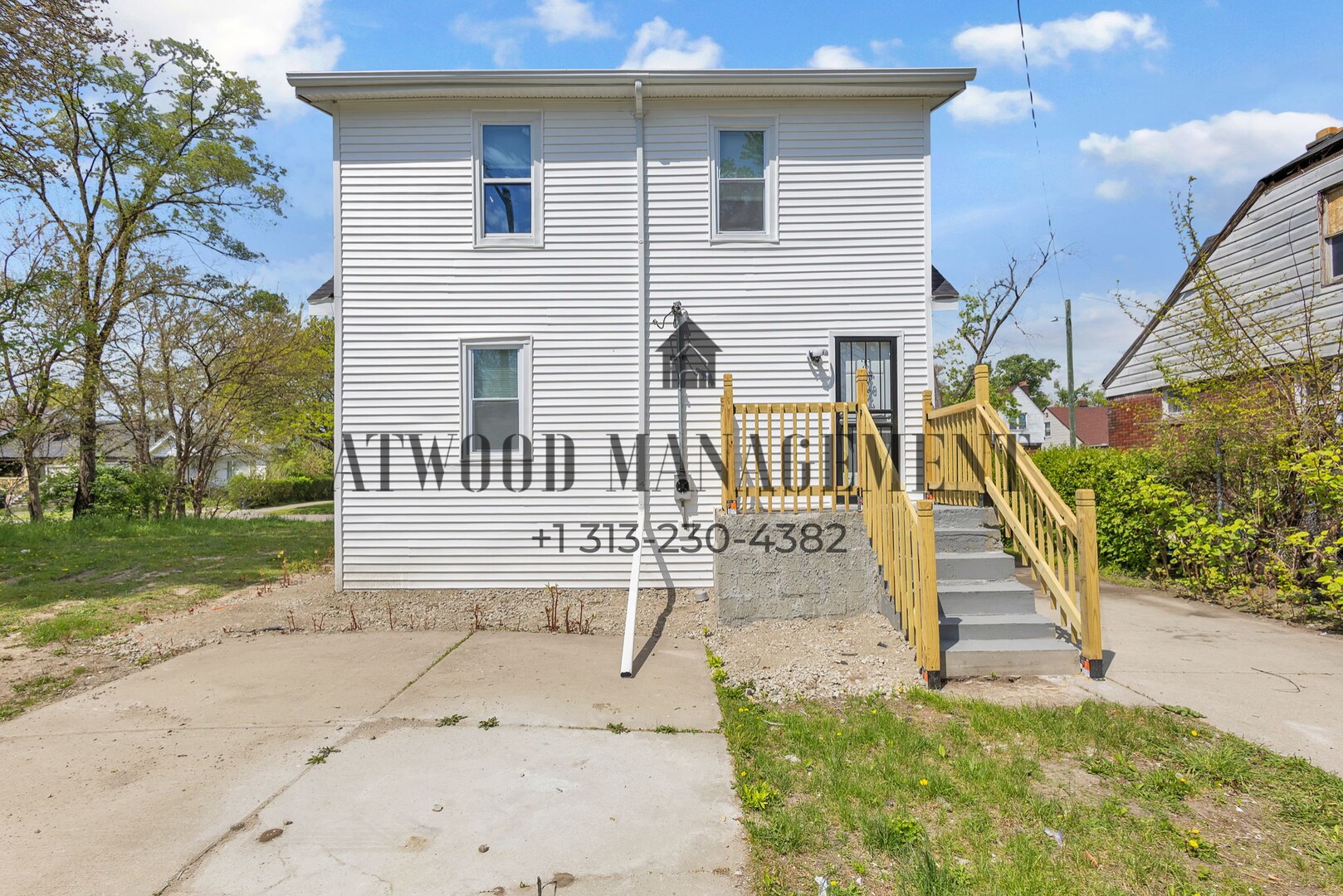 Building Photo - This beautifully updated 3-bedroom, 2-bath single-family home is ready for move-in!