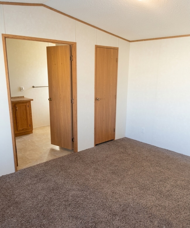 Building Photo - Spacious 3BR/2BA Home in the Heights with Oversized Trex Deck & Central A/C