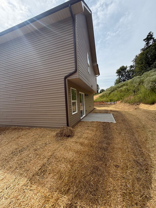 Building Photo - 2632 Parkers Mdw Ln
