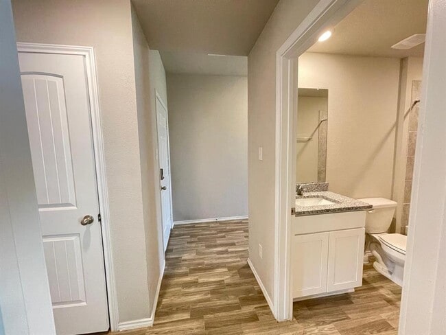 Building Photo - 221 Pecos Dr