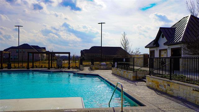 Building Photo - 5315 Tupper Ave