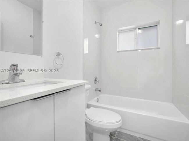 Building Photo - 2448 NW 42nd St