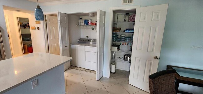 Building Photo - 2400 Feather Sound Dr