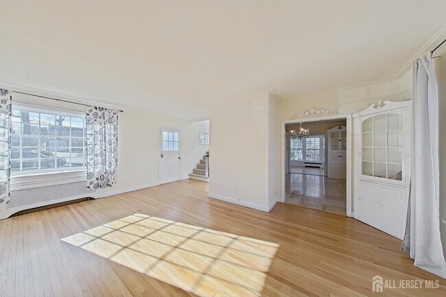 Building Photo - 205 Ashland Rd