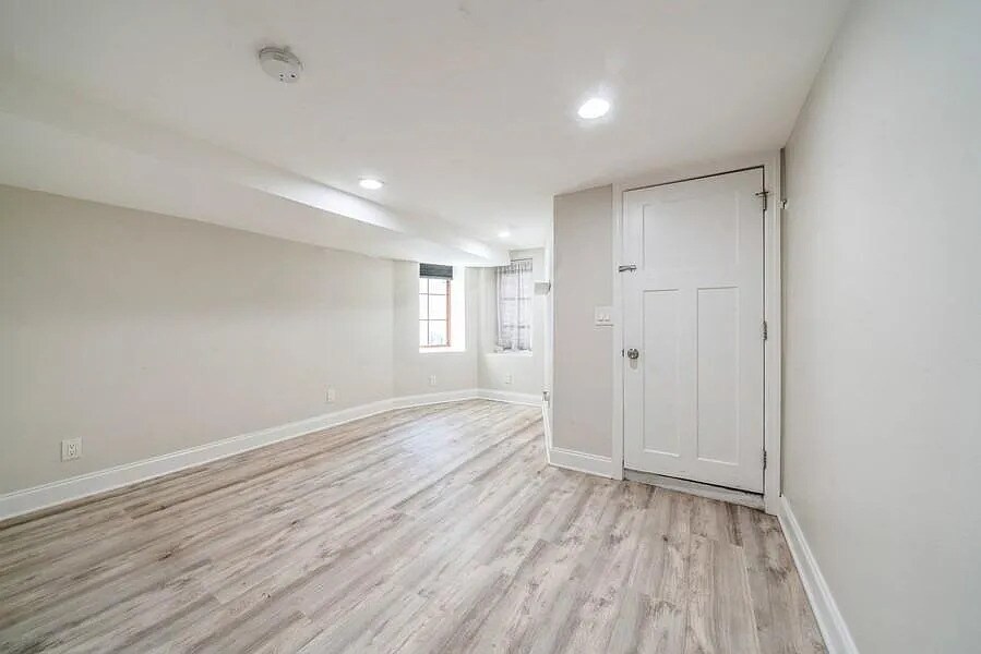 Building Photo - 316 2nd St