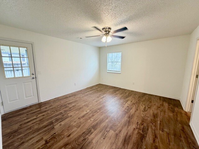 Building Photo - 570 Terry Ave