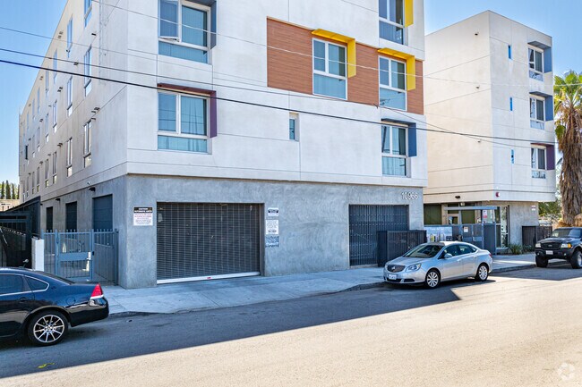 Alternate - Casa Del Sol