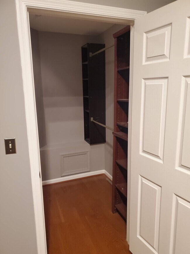 Master Bedroom Walk in closet - 5921 Founders Crossing Ct
