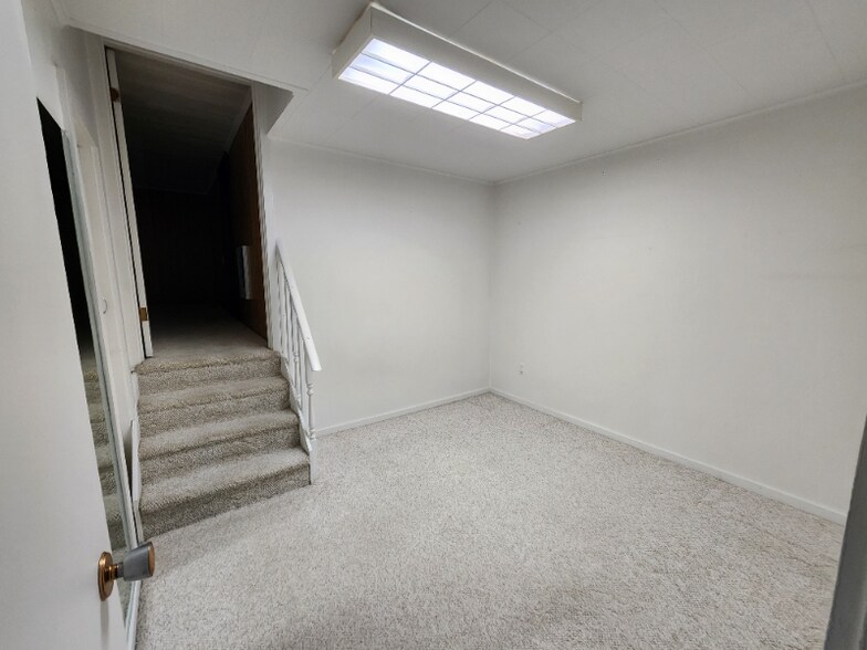 Building Photo - 1080A Saxonburg Blvd