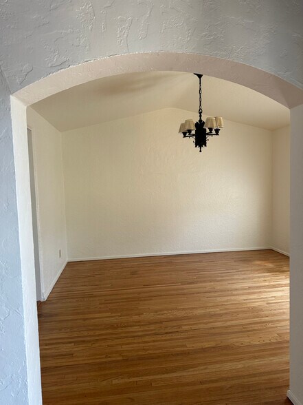 Building Photo - 76 Granada Ave