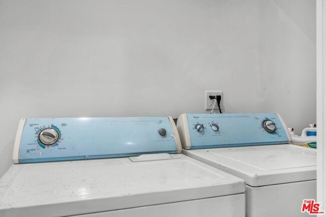 Building Photo - 10880 Tennessee Ave