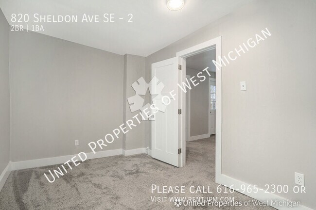 Building Photo - 820 Sheldon Ave SE
