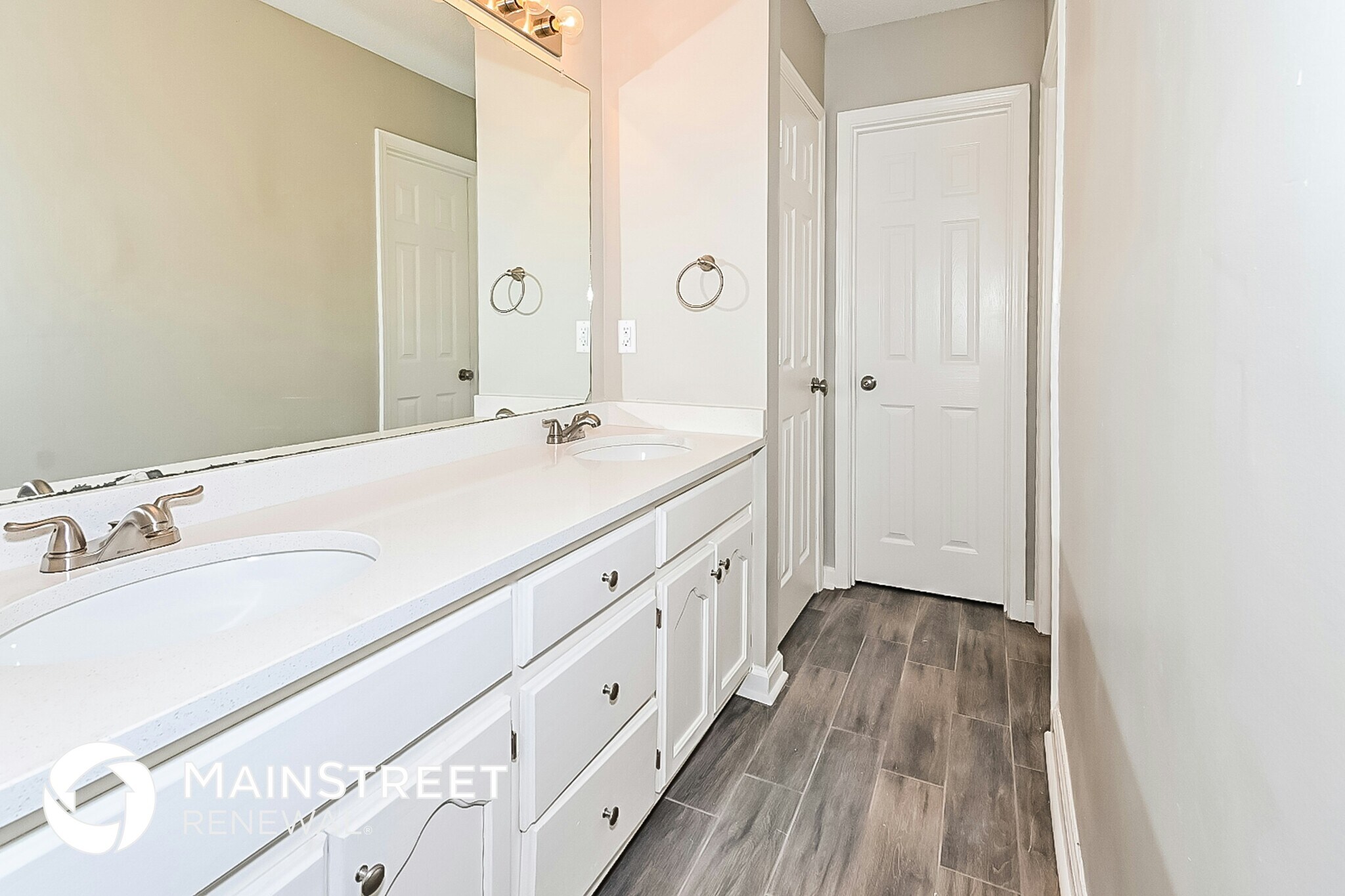 Building Photo - 7366 Murry Hill Cir