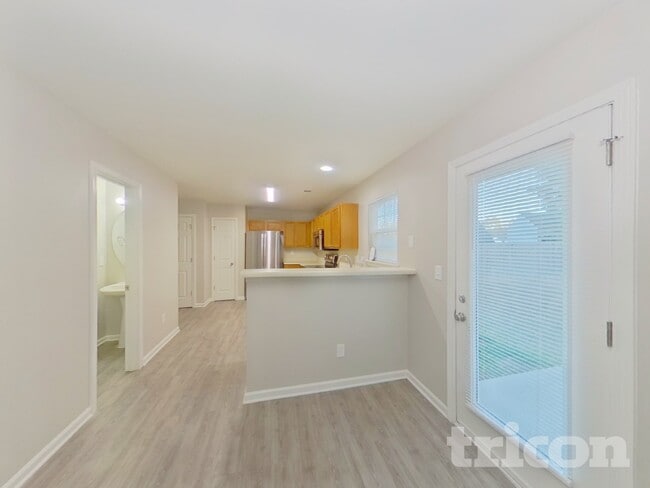 Building Photo - 1481 Mitchell Glen St