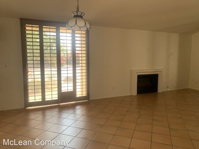 Building Photo - 2 br, 2 bath House - 2099 Caliente Drive
