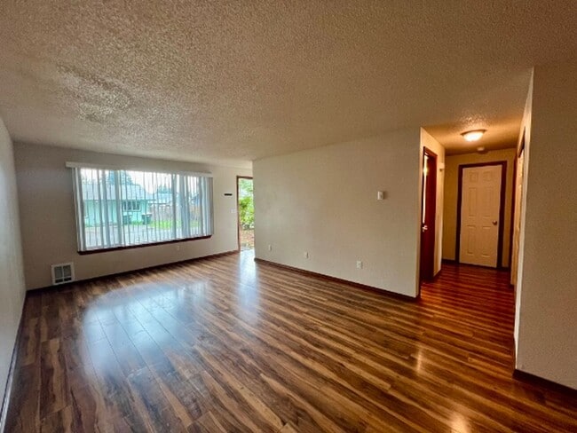 Building Photo - PENDING APPLICATION; W/S/G Included! Pet Friendly 2 BD