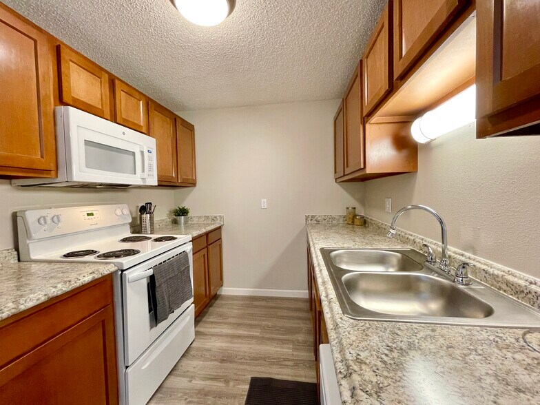 Lamar Village Apartments Arvada, CO Apartment Finder