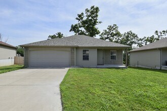Building Photo - 6603 Prairie Trail