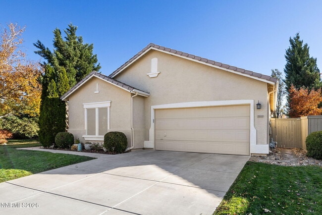 Building Photo - 10560 Vista Alta Dr