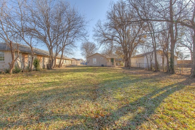 Building Photo - 1170 N Birmingham Ave