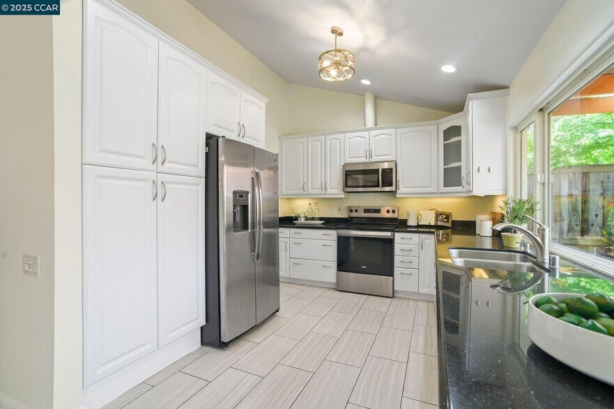 Building Photo - 4410 Sugarland Ct