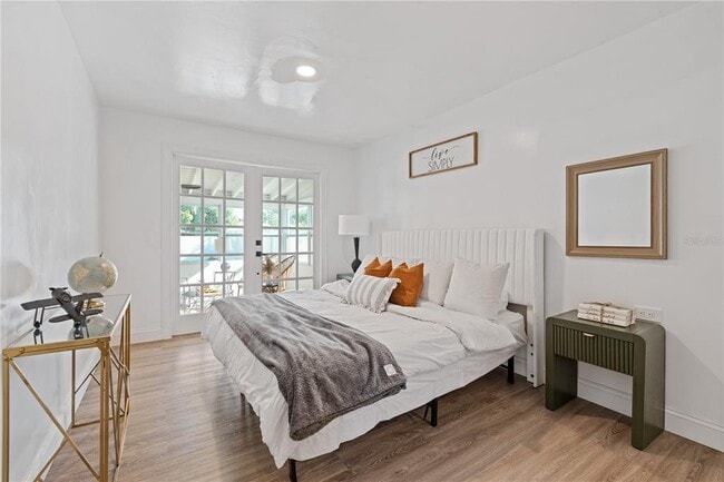 Building Photo - 4635 22nd Ave N