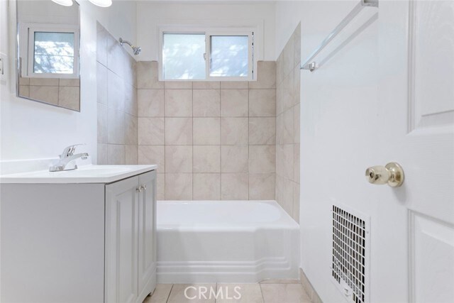 Building Photo - 1413 5th St