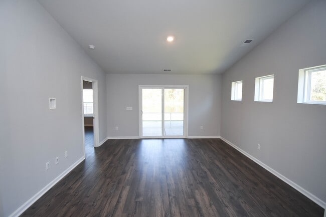 Building Photo - 1799 Berkley Village Loop