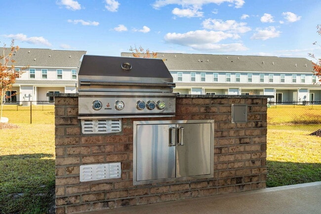 Building Photo - 2633 Sailor Rose Ln