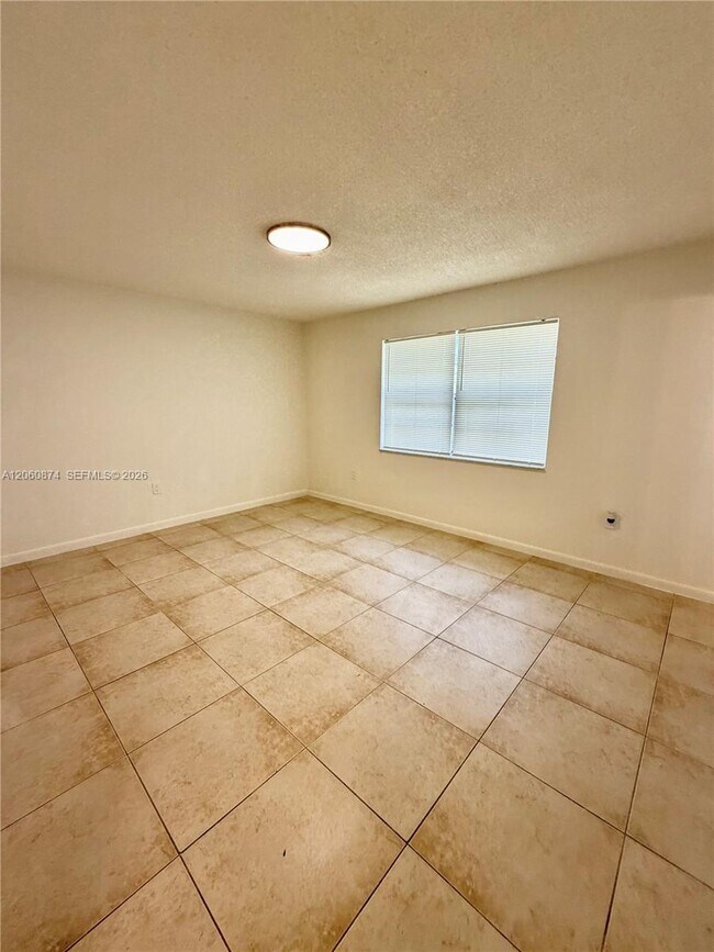 Building Photo - 4073 SW 52nd St