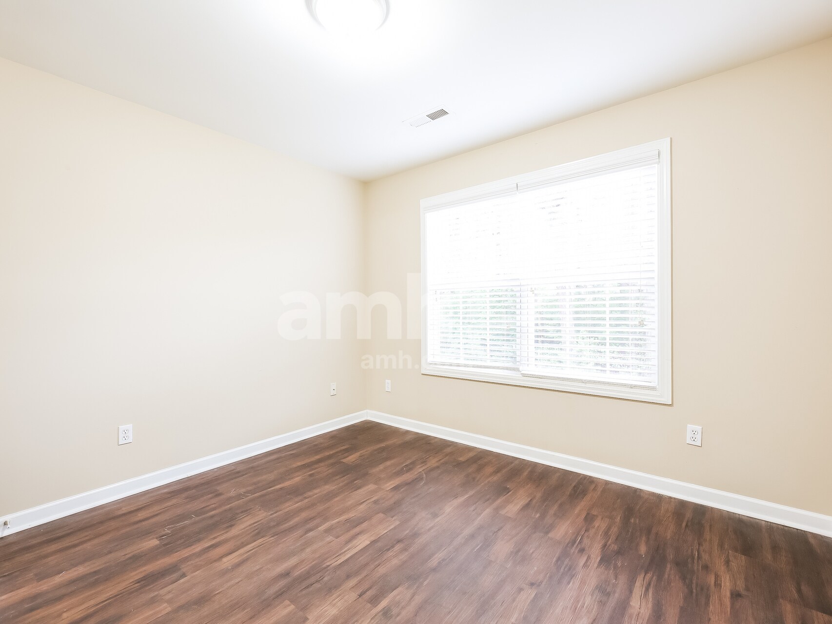 Building Photo - 101 Kirkshire Ln