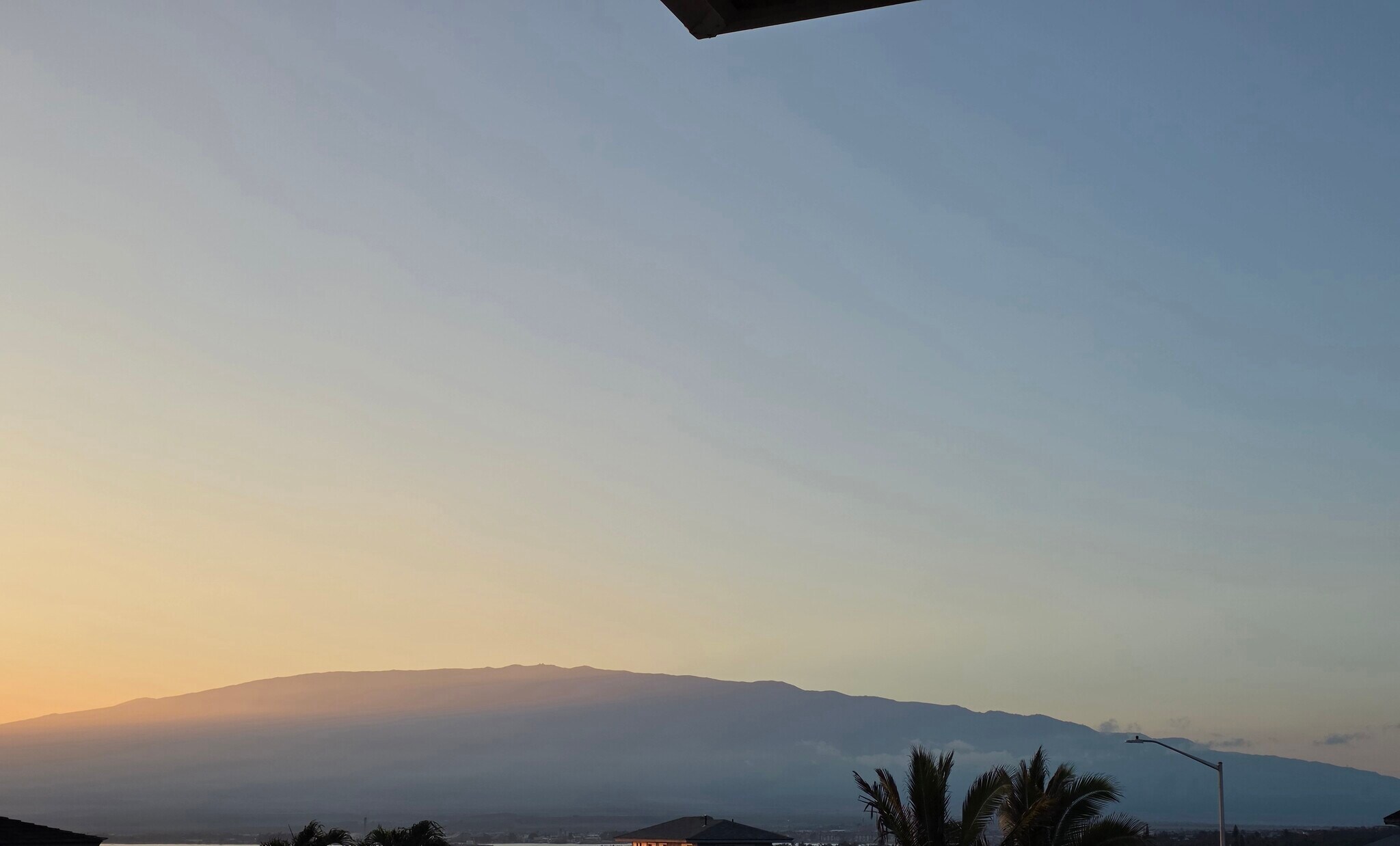 Building Photo - 1367 Kakae Pl