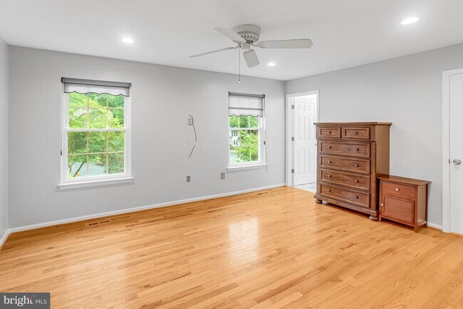 Building Photo - 3434 Fort Lyon Dr