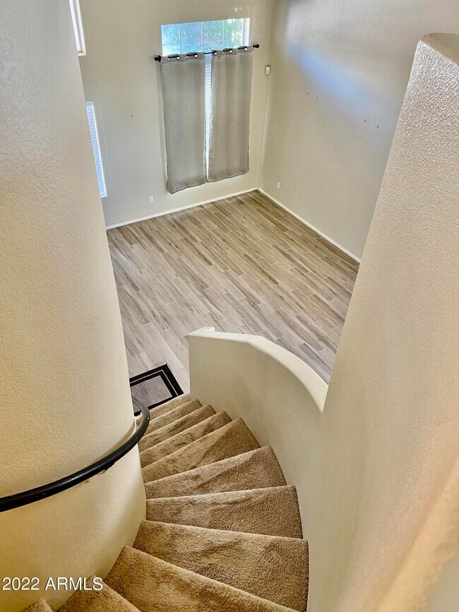 Building Photo - 3551 S Larkspur Way