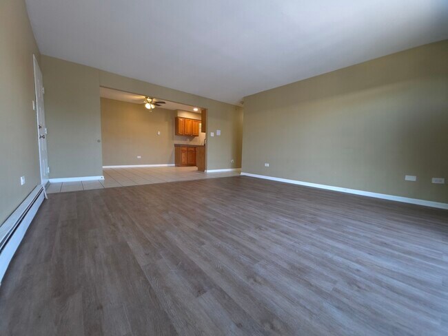 Building Photo - 1665 Coach Dr