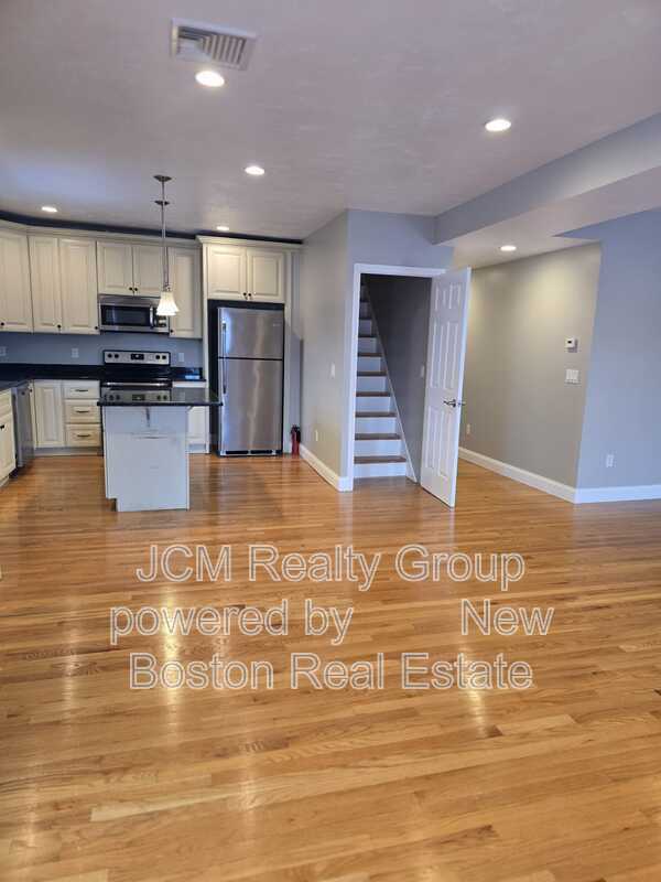 Building Photo - 283 Lincoln Ave