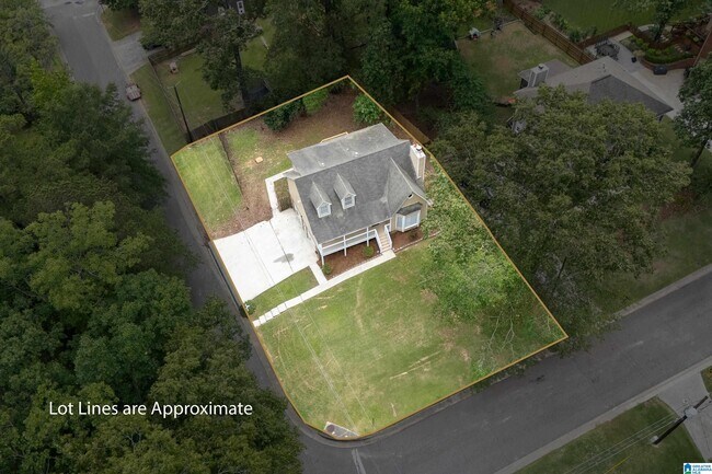 Building Photo - 5100 Weatherford Dr