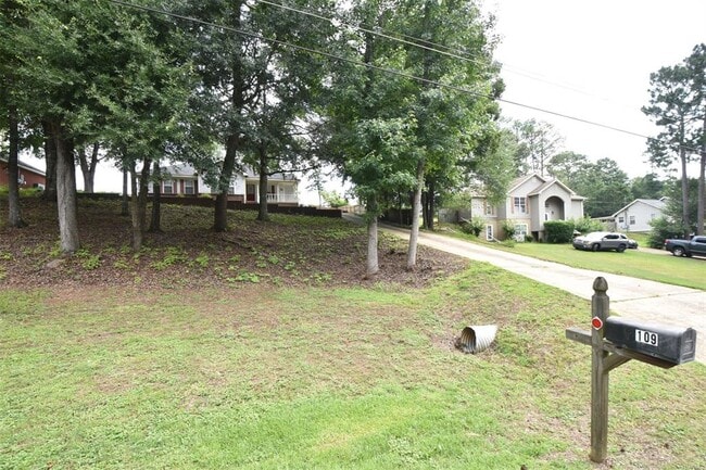 Building Photo - 109 Mountain Laurel Rd