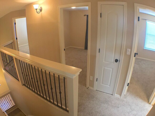 Building Photo - Northeast El Paso/Sandstone Ranch 4 bed Re...
