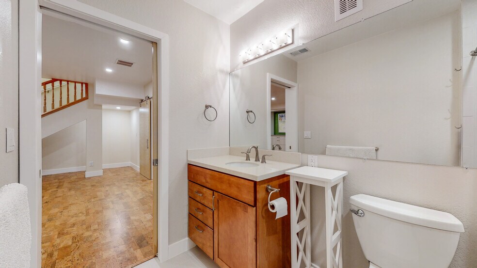 Building Photo - 2809 W 52nd Ave