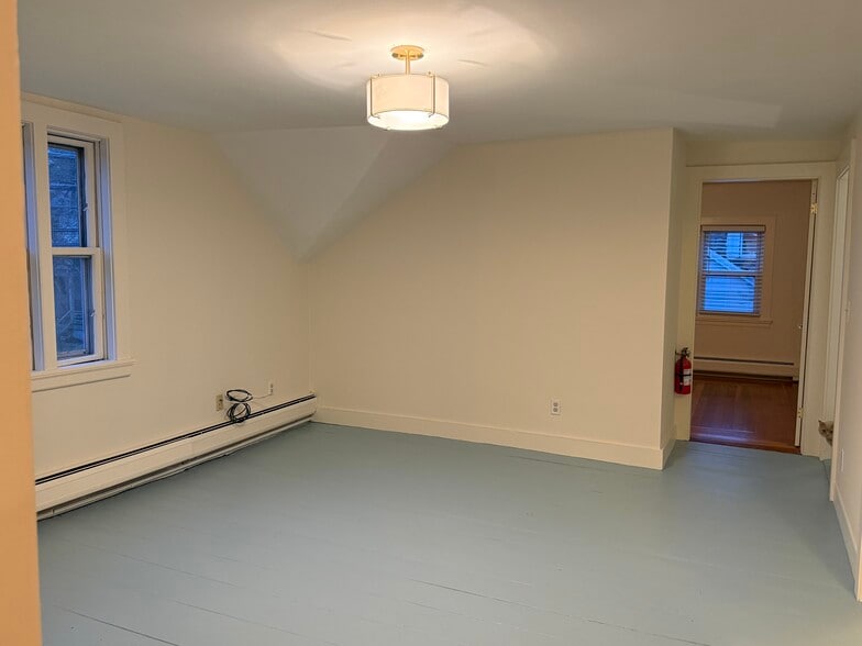 Living Room - 3 Parker St