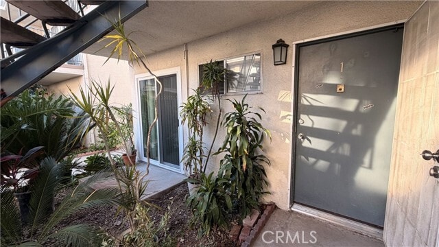 Building Photo - 908 Marguerita Ave