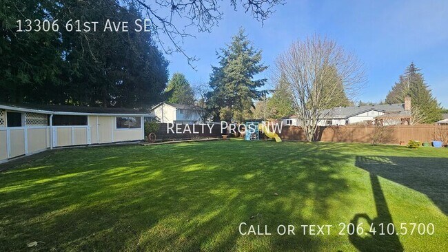 Building Photo - 13306 61st Ave SE